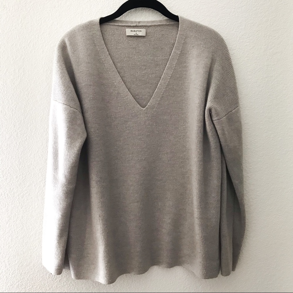 SOLD Aritzia Babaton Oversized Ribbed Wool Sweater